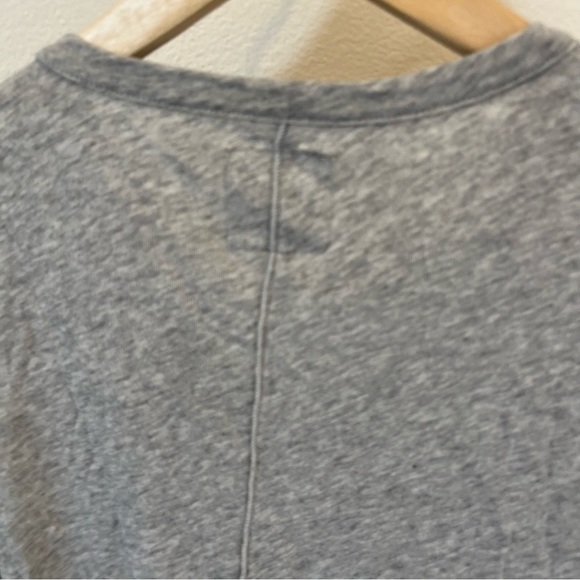 Chaser Brand Crew Neck Tee-Shirt Grey Size Medium NWT - Picture 4 of 7